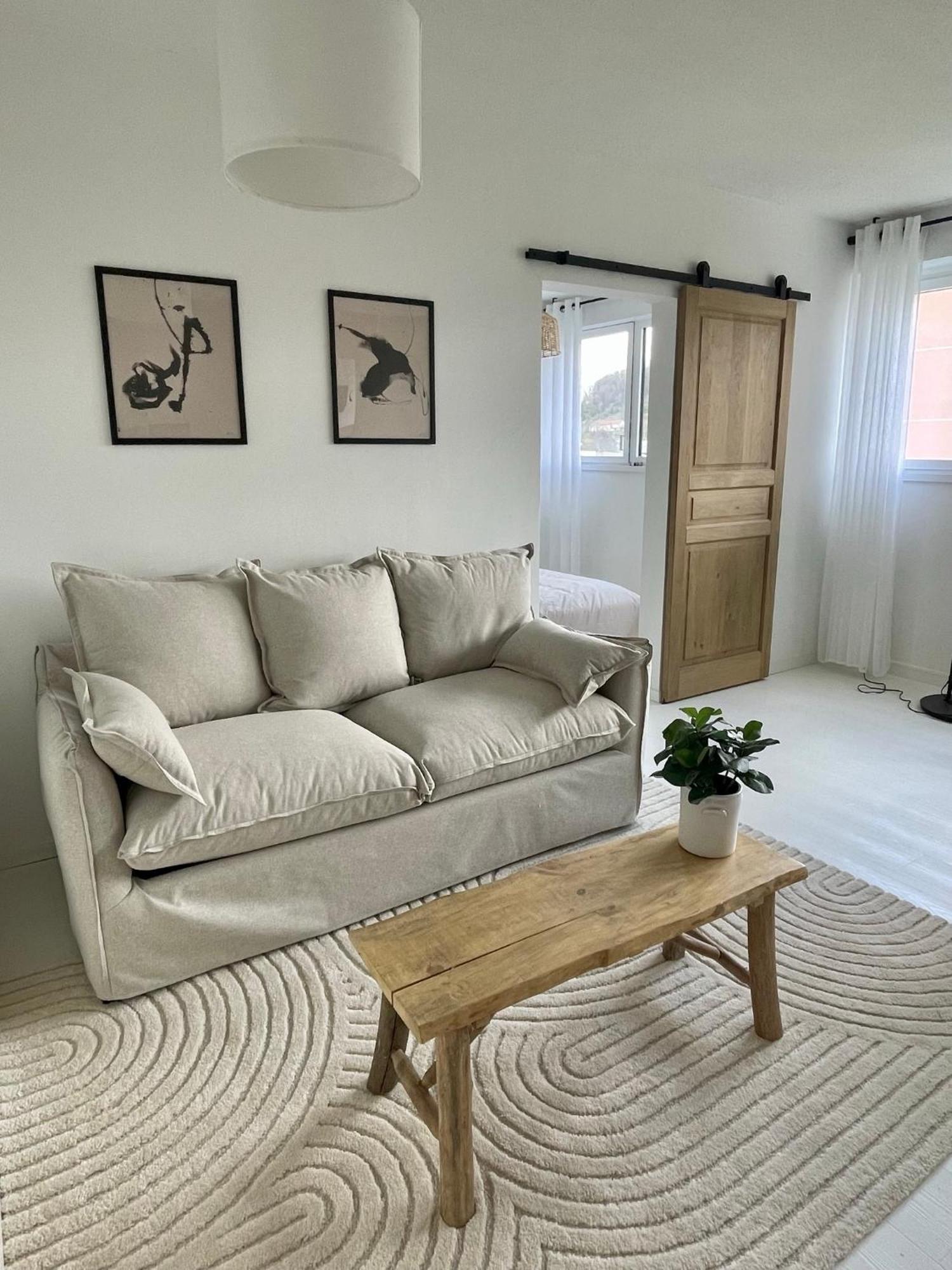 Au Coeur De La Ponetie Appartement Aurillac Buitenkant foto